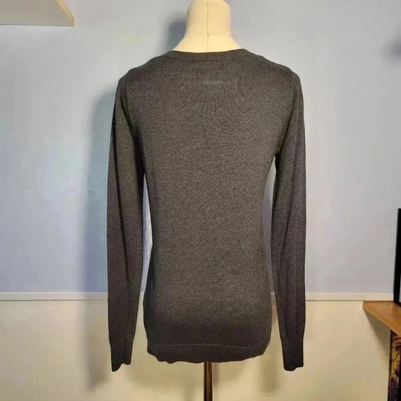 Old Navy "Believe in Love" Lightweight Pullover Sweater (XS) - Picture 6 of 9